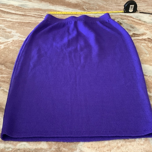 Vintage St. John 3 piece set sz S/6 purple knit - Jacket, Pants, Skirt 1980’s - Picture 16 of 17